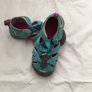 Water shoes